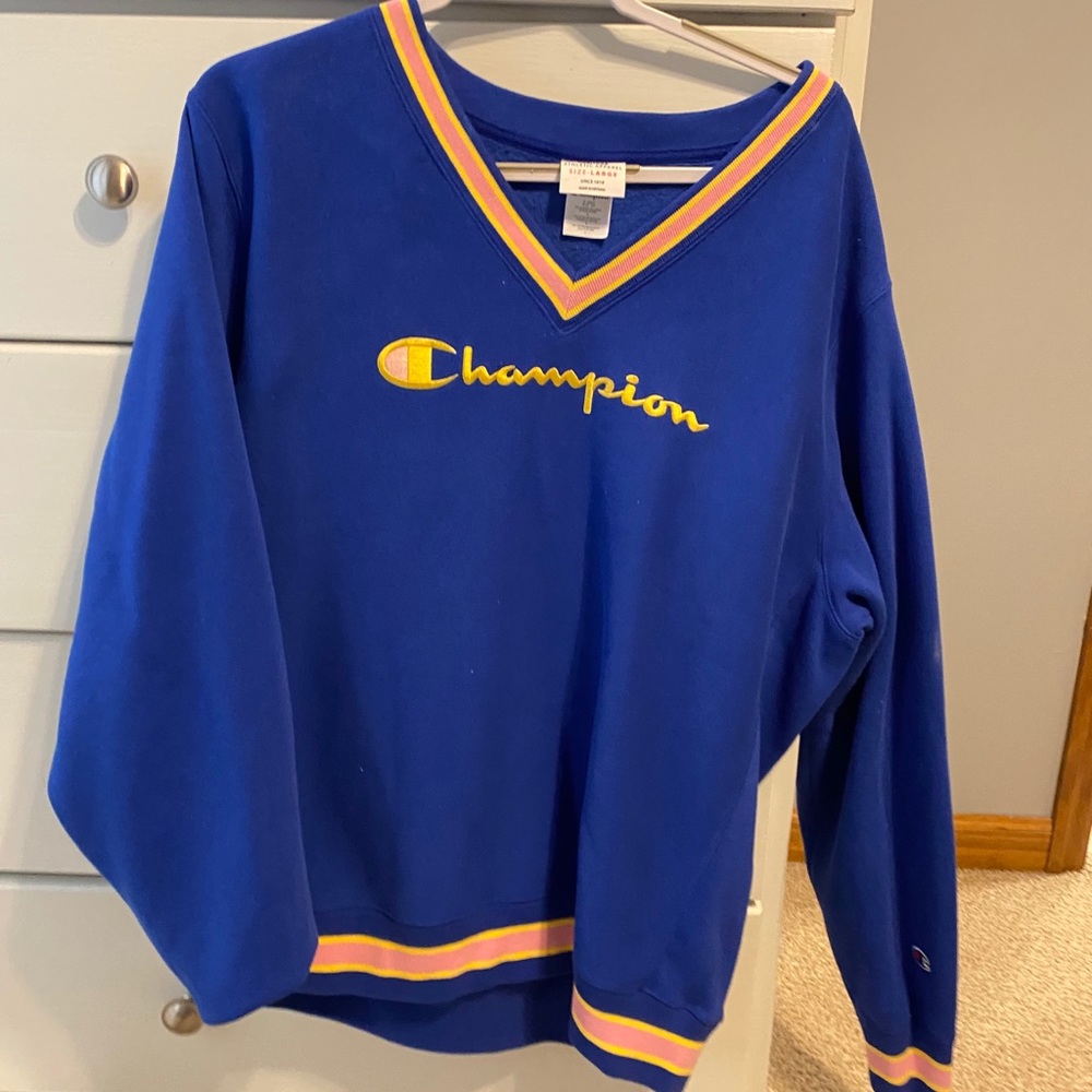Crew neck